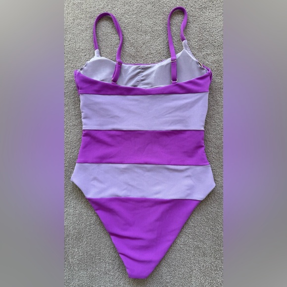 NEW - Beach Riot - Calista Striped One Piece - LAVENDER VIOLET COLORBLOCK - Picture 2 of 9